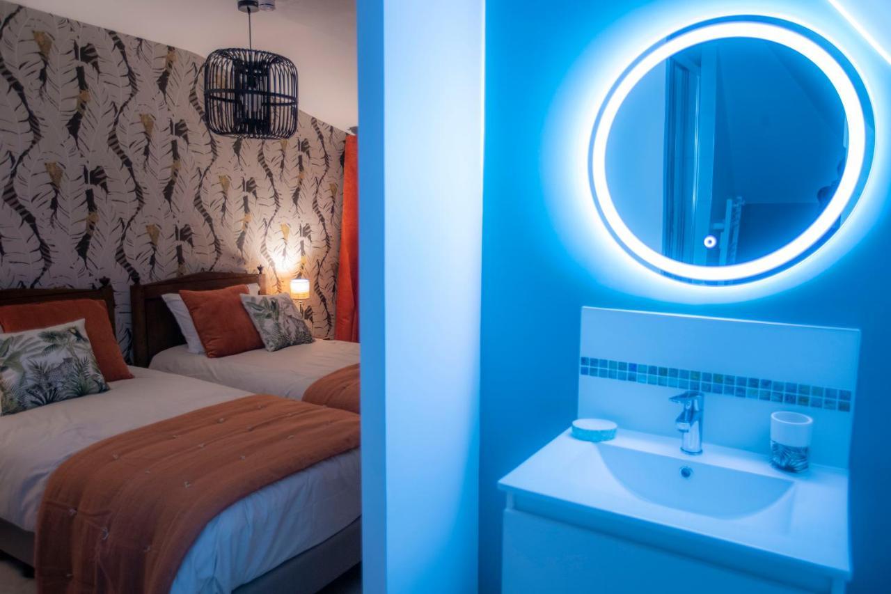 Chambre Jungle Dans Maison D'Hote "Le Petit Clouet"- Rochecorbon Luaran gambar